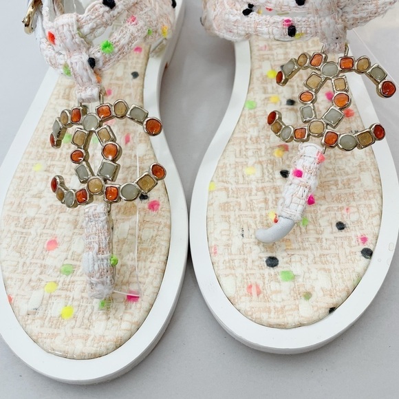 Chanel CC Logo Tweed Sandals - Picture 6 of 8